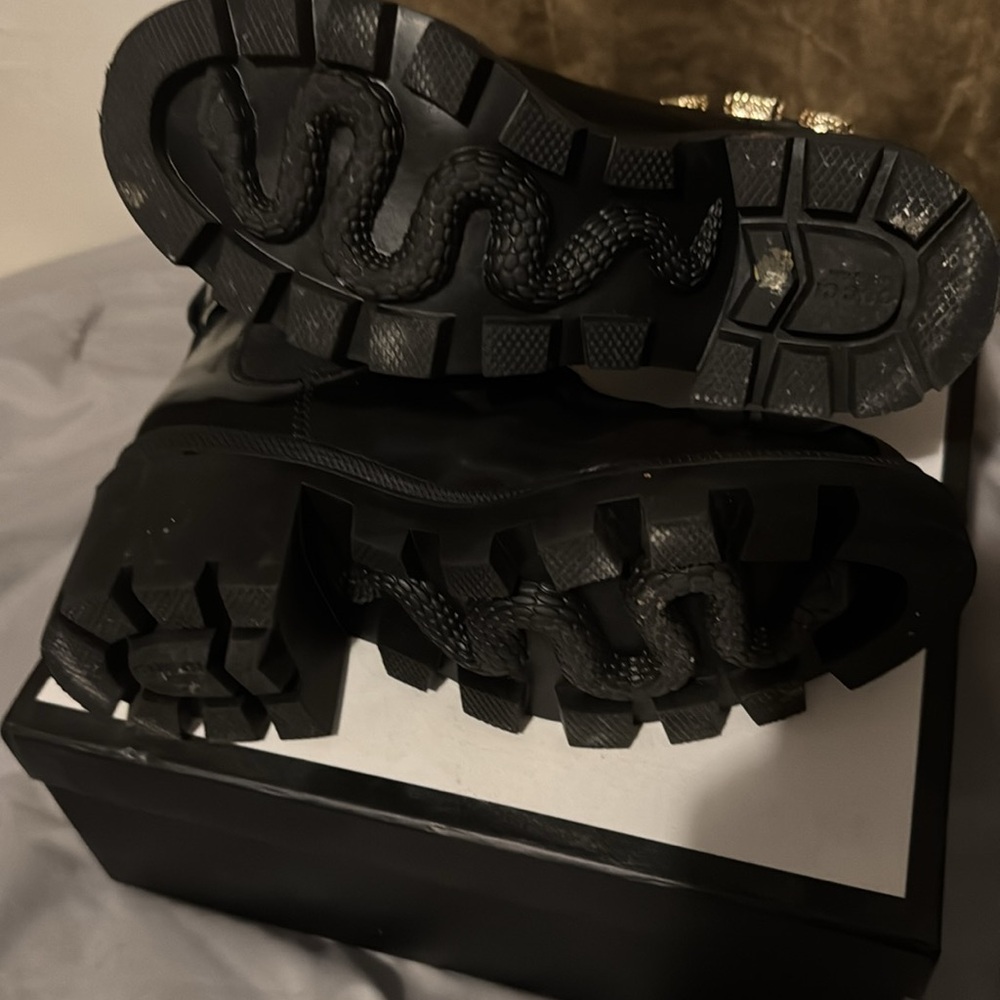 Gucci Black and Gold Ankle Boots with Chunky Sole - Picture 3 of 6